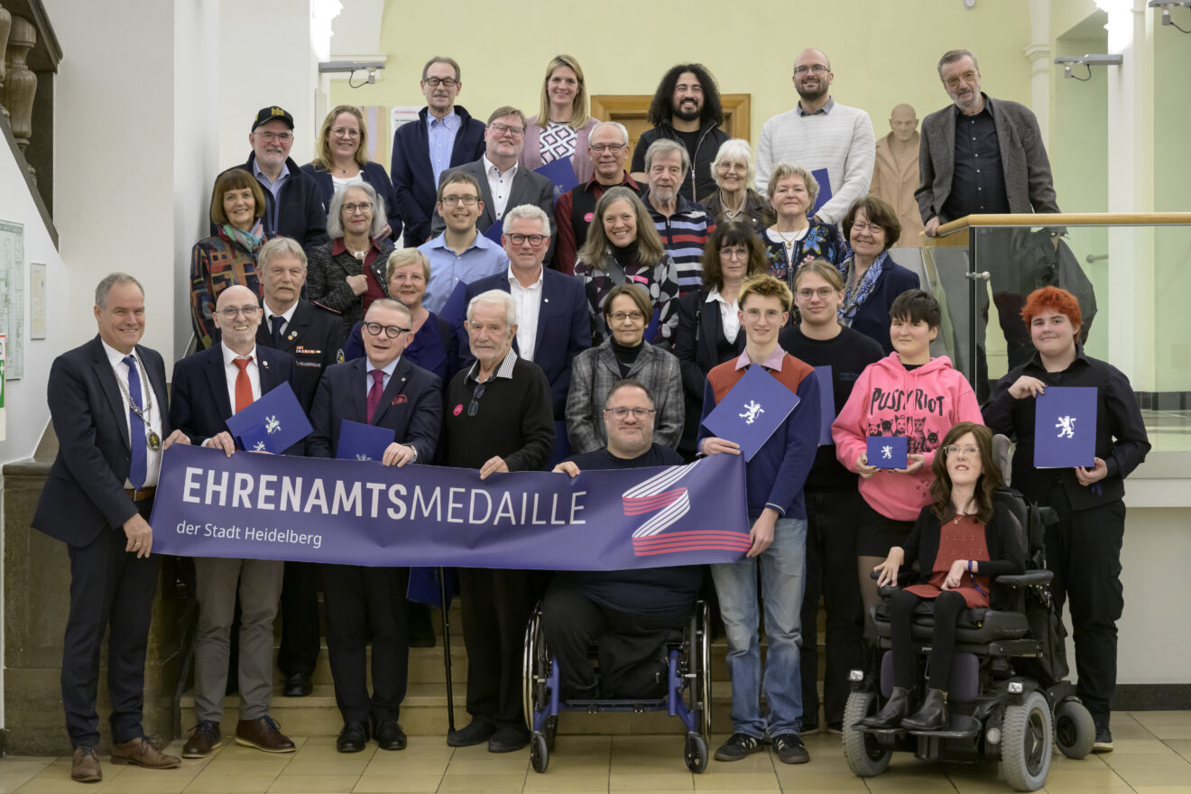 Verdiente Ehrenamtsmedaille für Stadtteilvereinvorsitzenden und Emmersgrunder- Urgestein Fritz Zernick